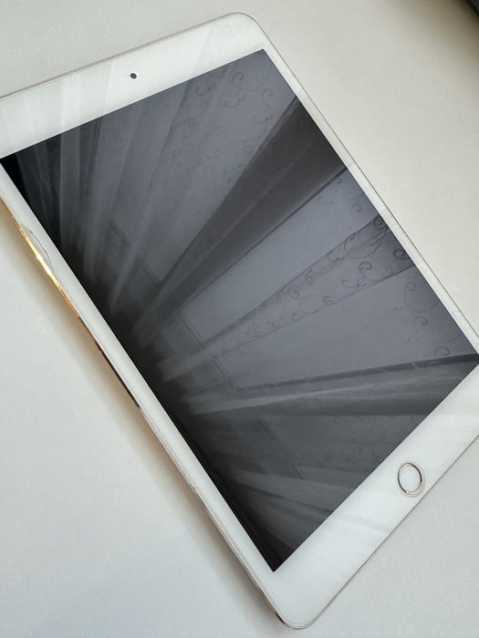 Ipad mini 4 за продаване