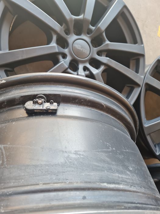 Jante aliaj 18 Chrysler Dodge Jeep 5x127