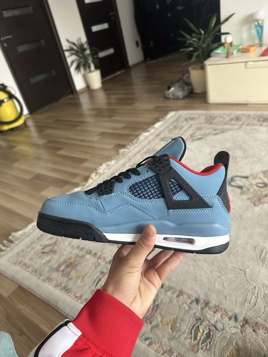 Jordan 4 Traviss Scoot