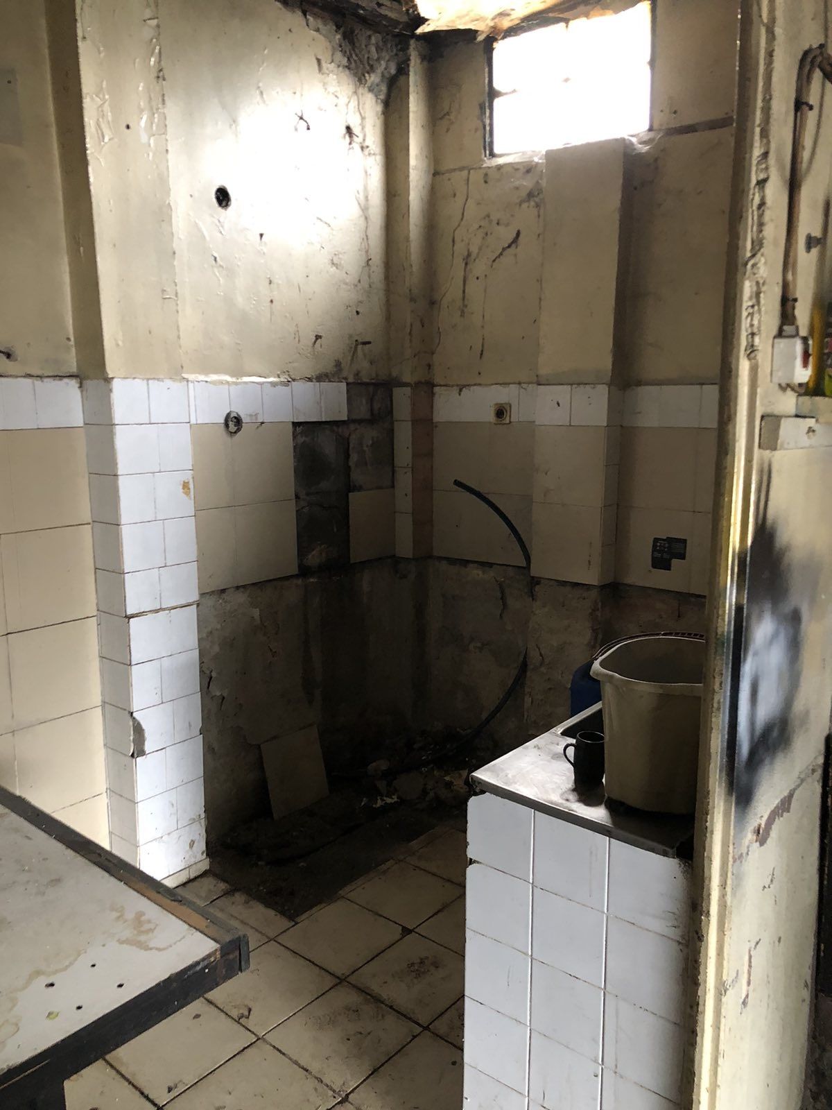 Помещение за склад,сервиз под наем