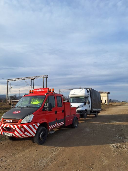Tractari auto   autoutilitare dube xxl  utilaje Focșani Vrancea e 85