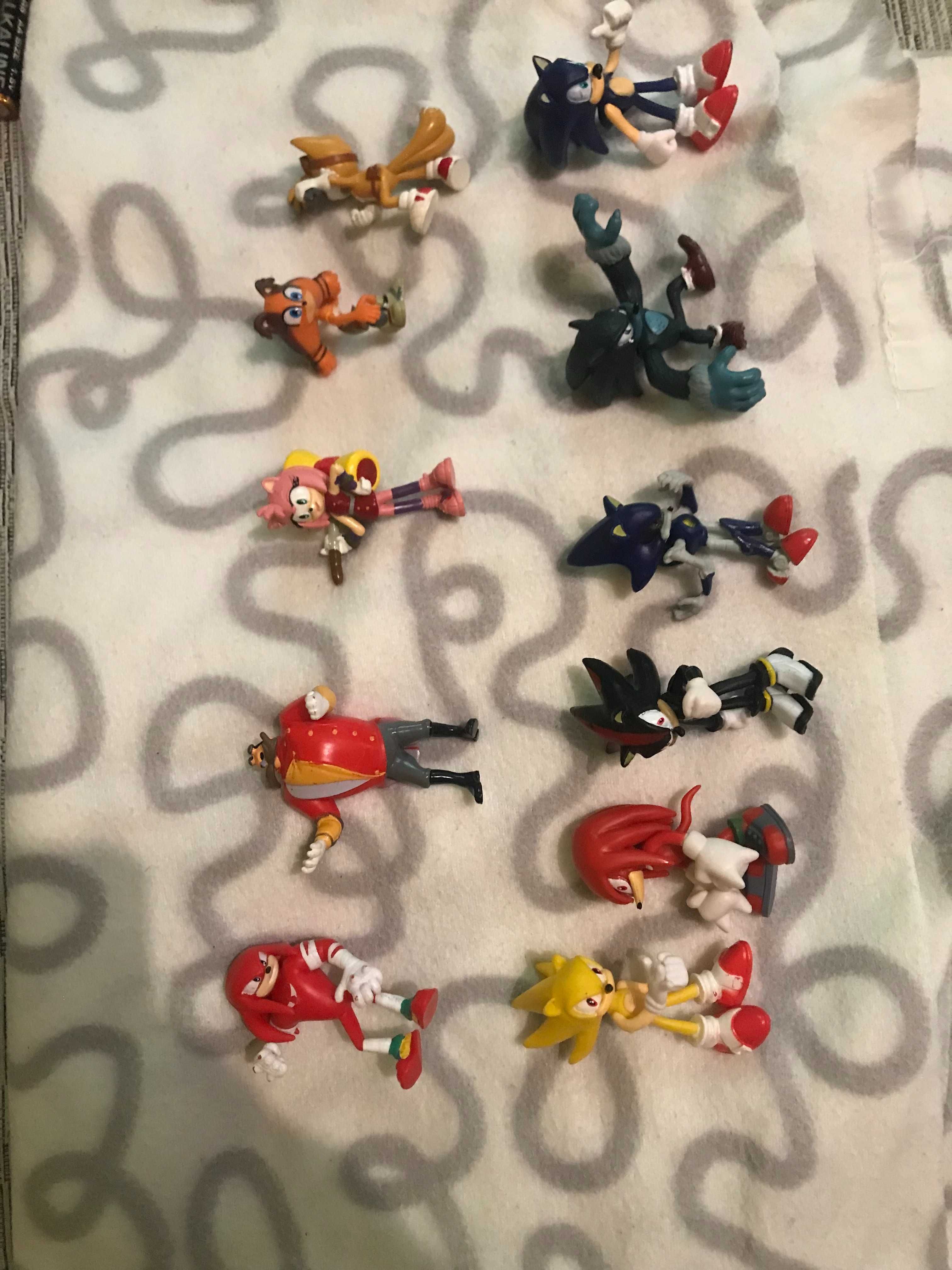 Vand Sonic ( mai multe variante) si prietenii lui