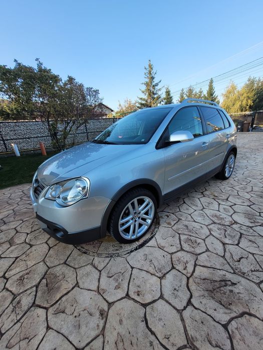 Volkswagen CROSS POLO