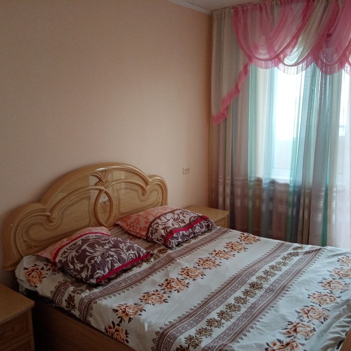 Сдам 2-ком.кв на проспекте . Района новой церкви