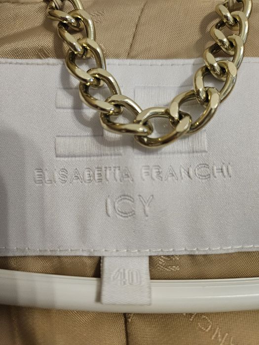 Geaca puf Elisabetta Franchi
