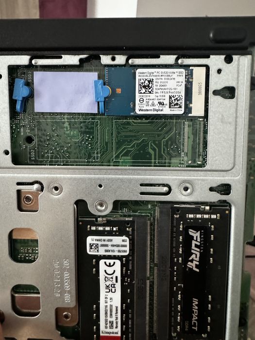 Lenovo ThinkCentre M720Q i5 9500t , 16gb DDR4