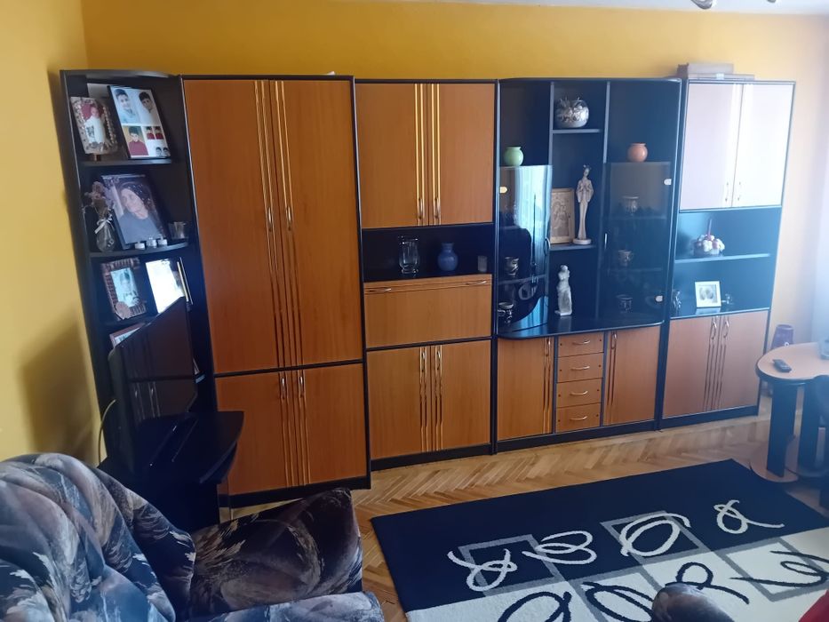 Ap 3 Cam,la cheie,decomandat, 70mp,Precista,cu pod, 2 balcoane si boxa