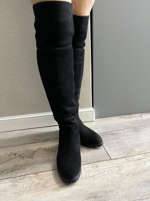 Продам женскую зимнюю обувь