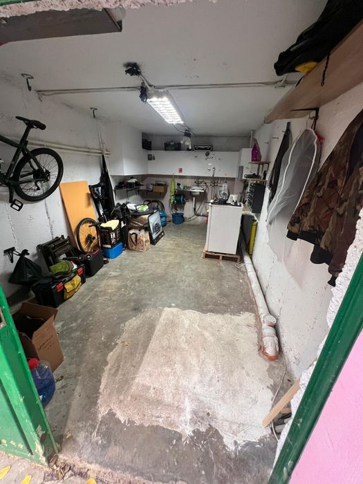 Închiriez garaj Drumul Taberei - zona Valea Argeșului