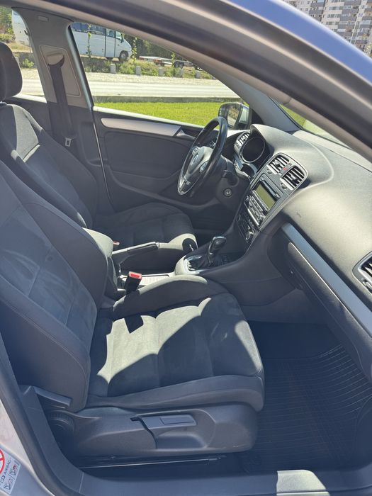 Volkswagen Golf 6, Cutie Automata, 1.6 TDI