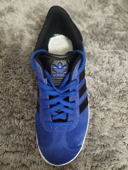 Adidas gazelle albastrii