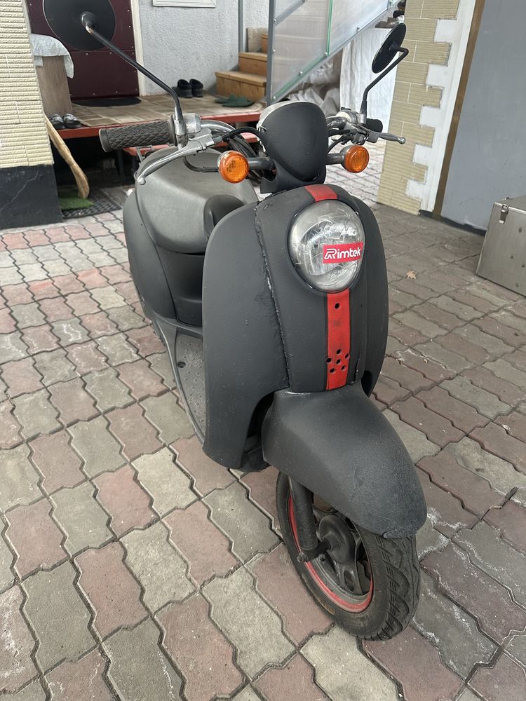 Мопед Honda Scoopy