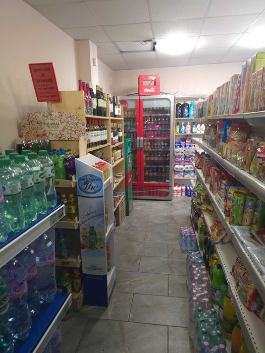 Дава се под наем Магазин в Варна, Погреби - 140 кв.м за 714 € - Снимка #3