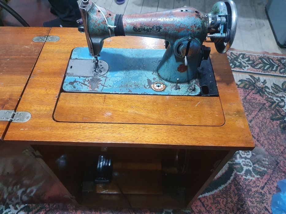 Tikuv mashinasi pedallu