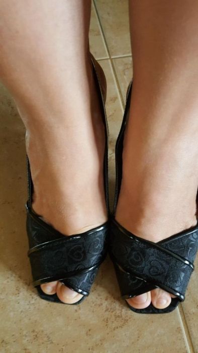Sandale cu toc negre