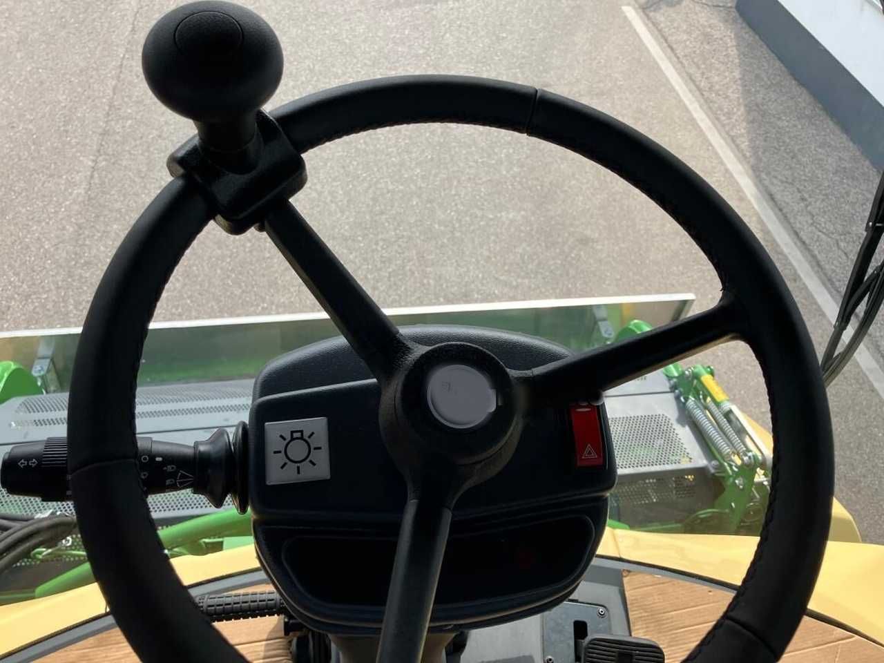 Кормоуборочный комбайн Krone Big X 630