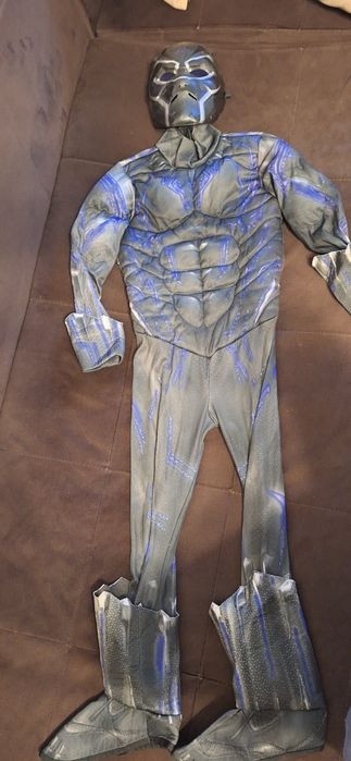 Costum Pantera Neagra