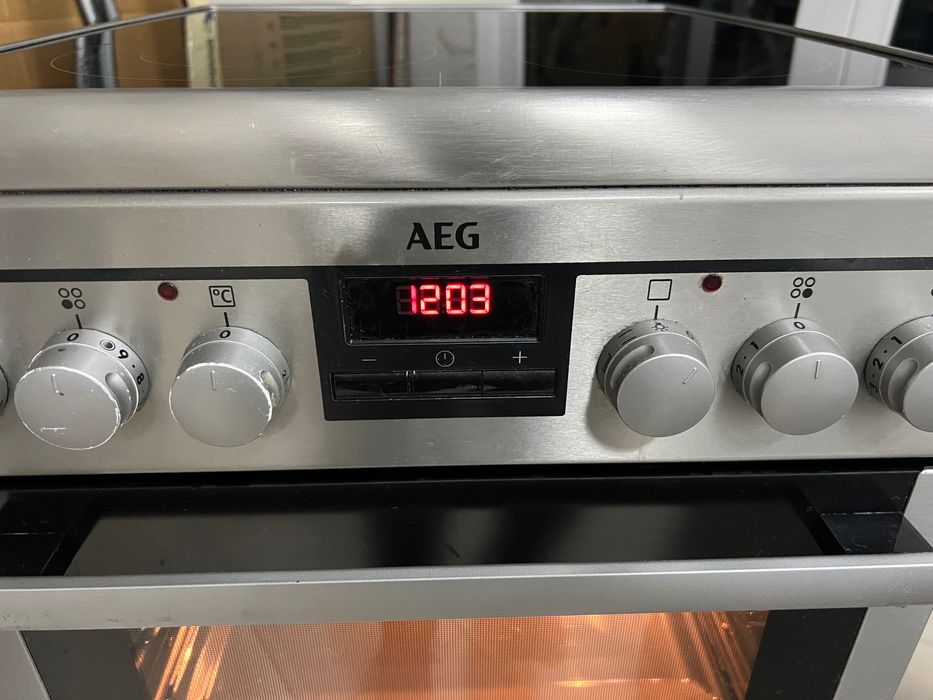 AEG-стояща печка с керамични котлони,мод:47095VD