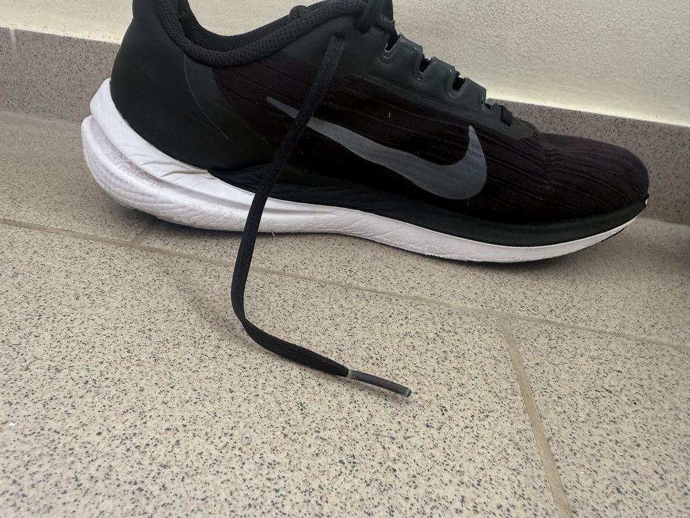 Nike AIR winflo 9