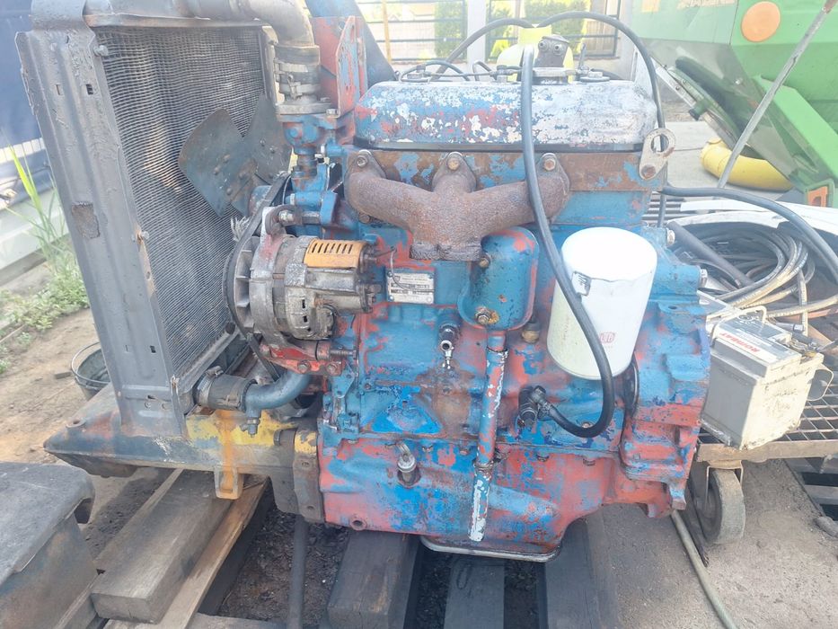 Motor tractor fiat utb 445
