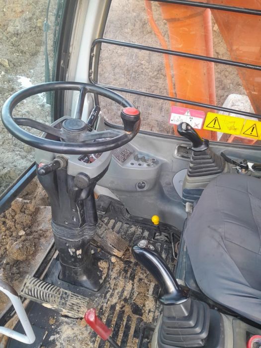 Vand excavator hitachi roti 18 tone
