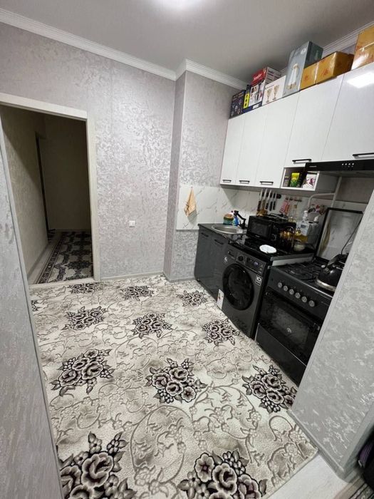 Квартира Олмоликда Бухора мактаб Ропарасида