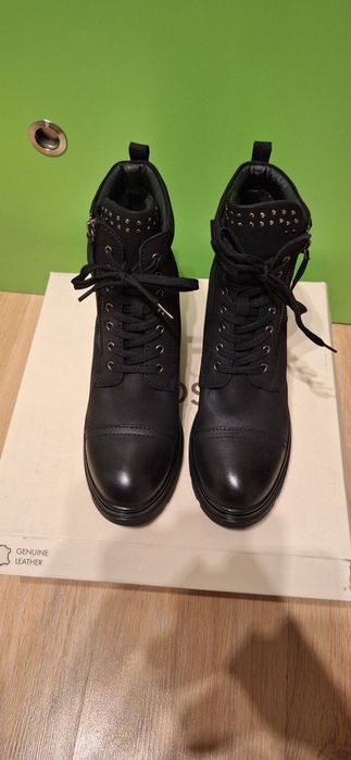 Нови зимни черни боти с дебел ток Lasocki