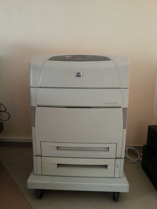 Цветен лазерен принтер HP Laser Jet 5550