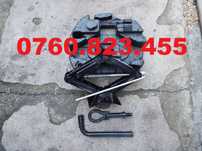 vand cric+cheie+cui tractare original ford mondeo,c-max,grand -300ron