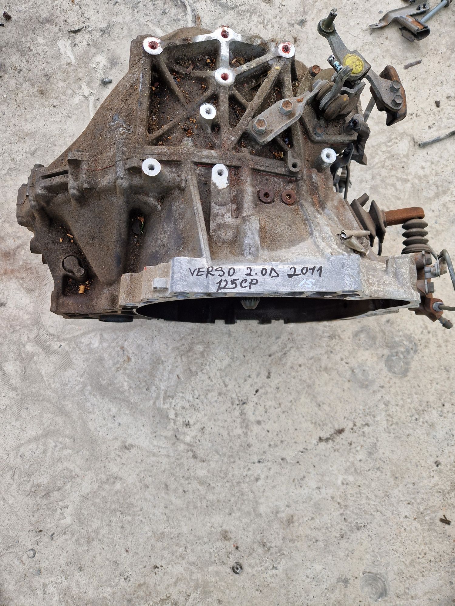 Cutie de viteze manuală Toyota Verso 2.0 D 2012 125 CP