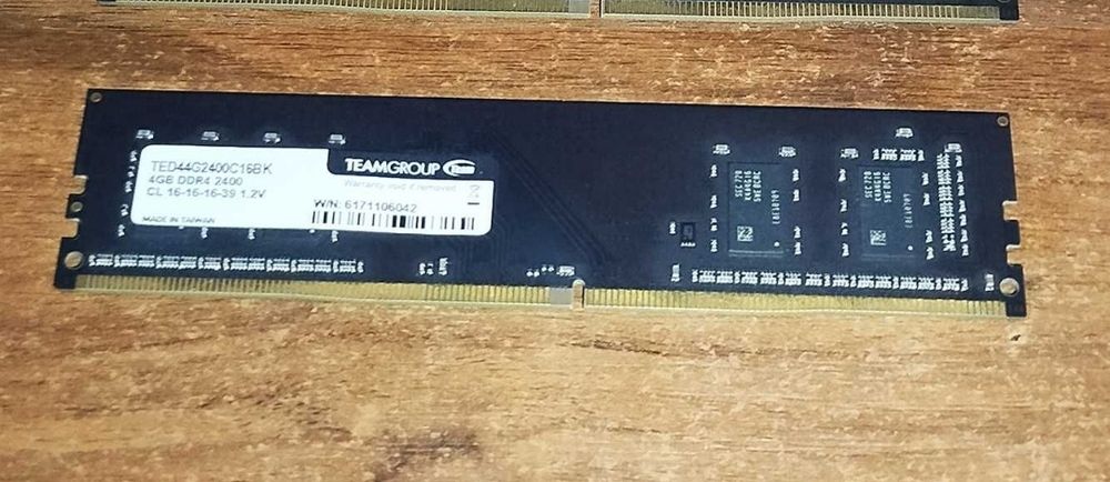ОЗУ RAM DDR4 2400 Mhz 4 GB TeamGroup