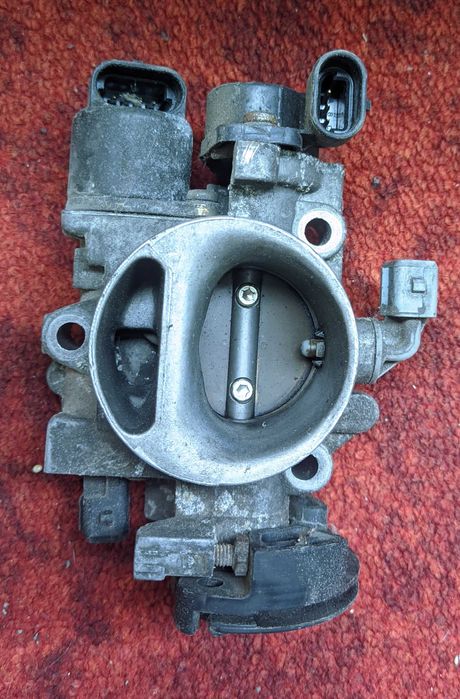 Продавам части от Citroen Saxo бензин 1.4 75hp, година – 1997