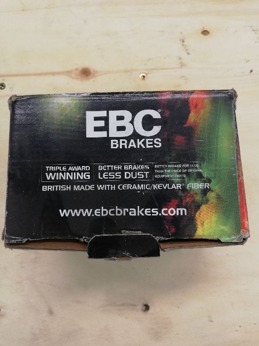 Предни накладки ЕБЦ Brake Pads EBC Green Stuff