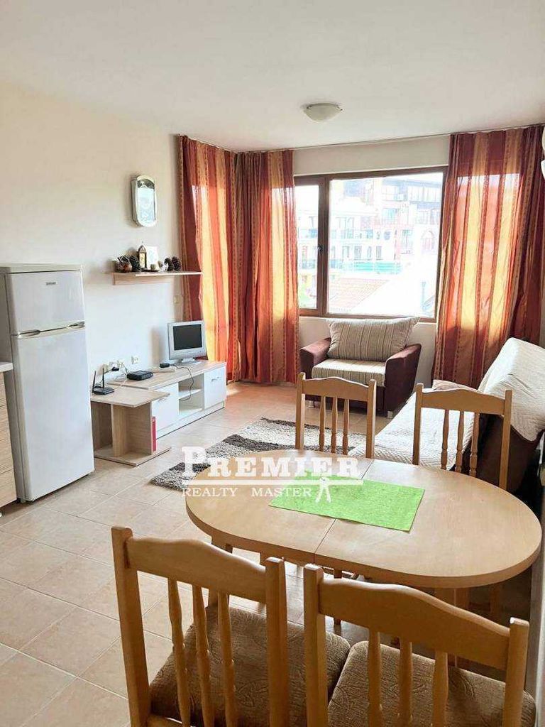Продава се Двустаен апартамент в к.к. Слънчев бряг - 65 кв.м за 1016 €/кв.м - Снимка #6
