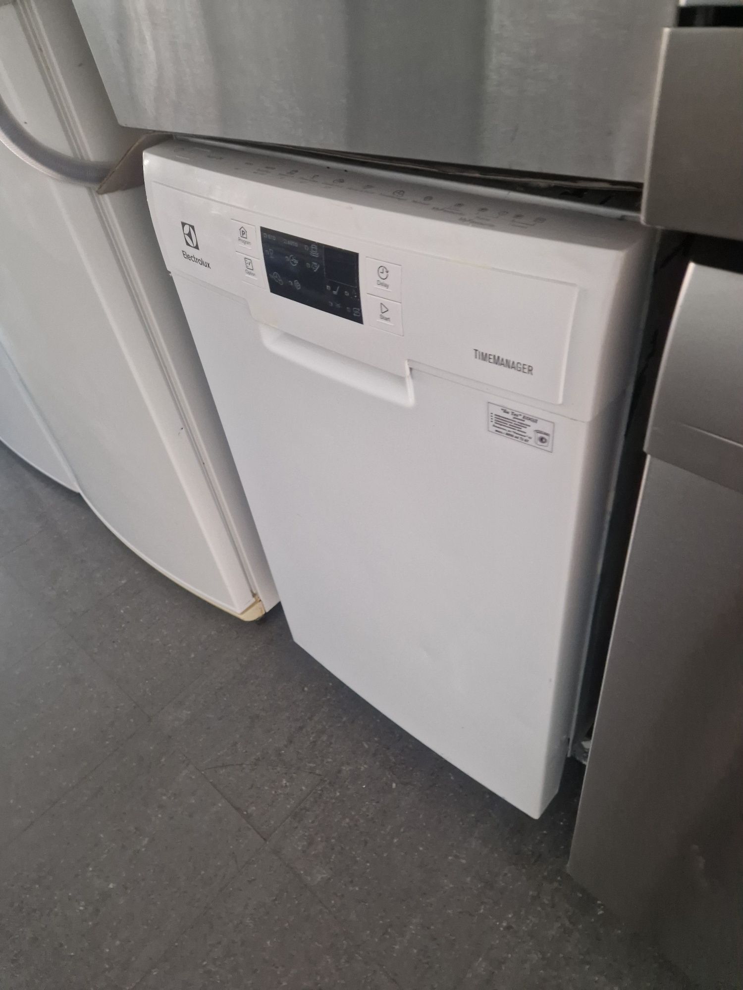 Съдомиялна Electrolux 45 см А+++