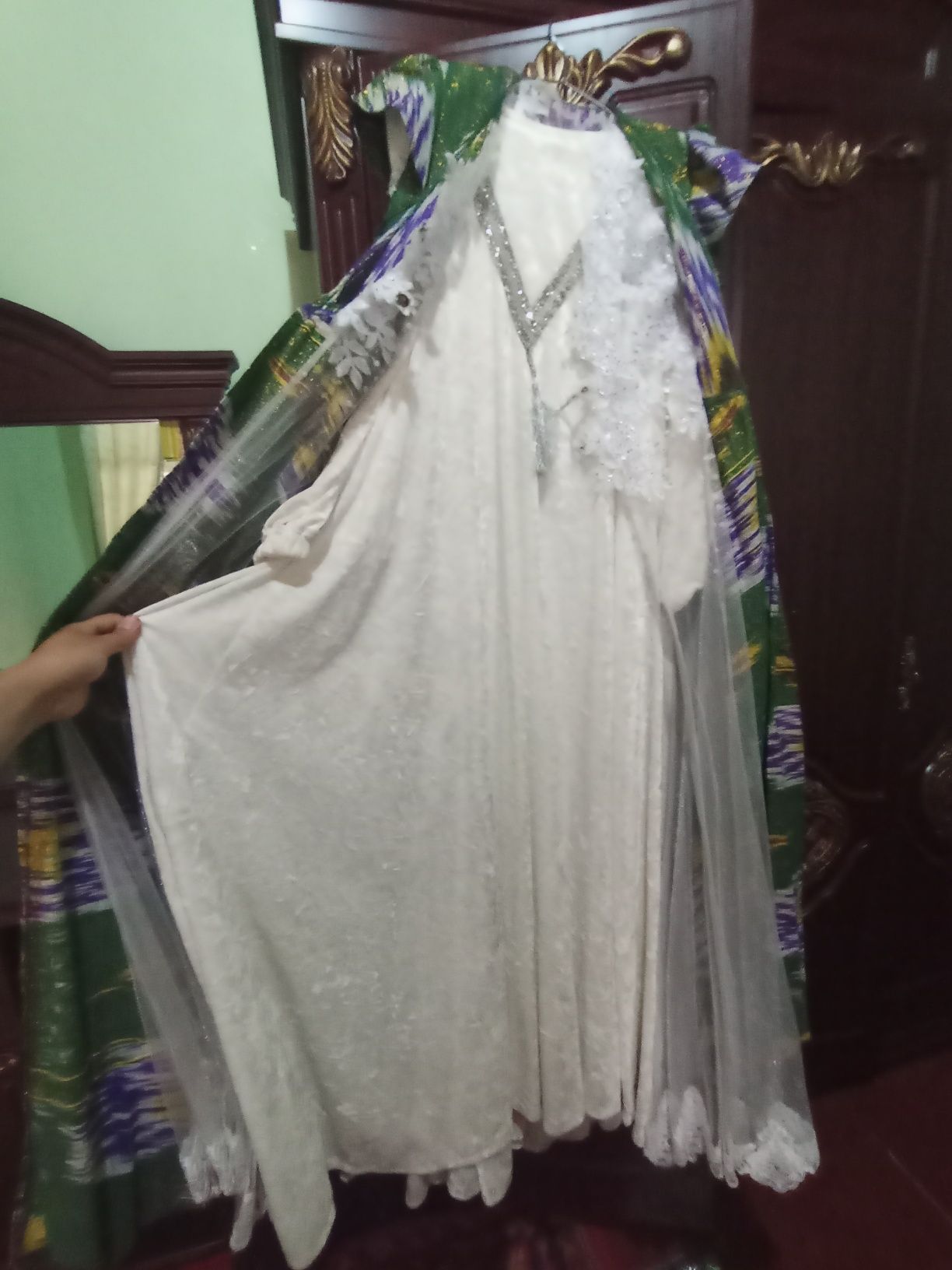 Ayollar kelincha koʻylagi