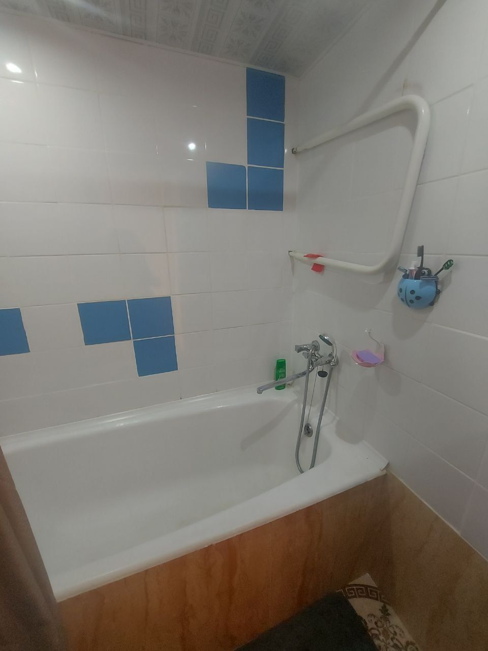 Продается 1/5/5Авиасозлар2