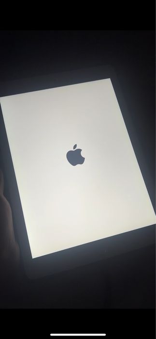 Ipad 7 (cred) aspect 10/10 cititi descrierea