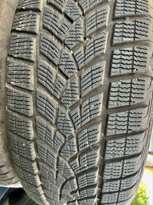 235 60 18 гуми с джанти Audi