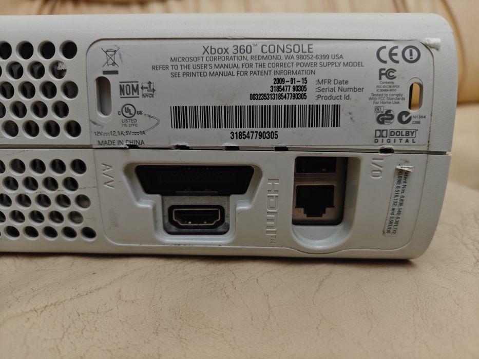 Vând Xbox 360 Fat