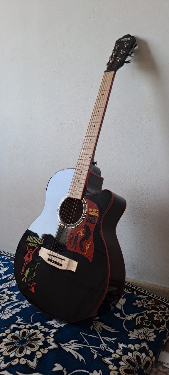 Gitara Sotiladi Akustik
