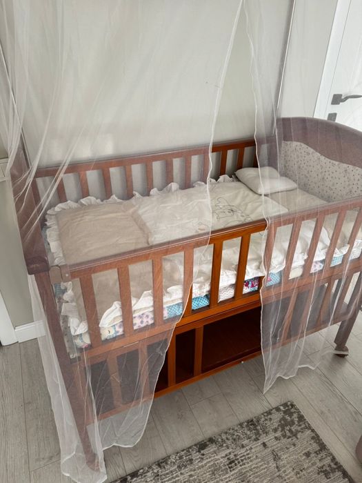 Детская кровать (манеж)