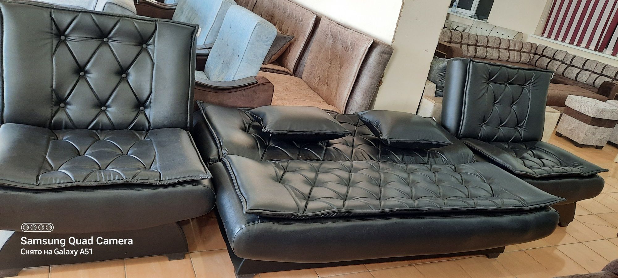 Стильный диван кресло. Есть любой рассветки