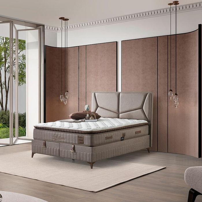 Тапицирано легло Lisbon