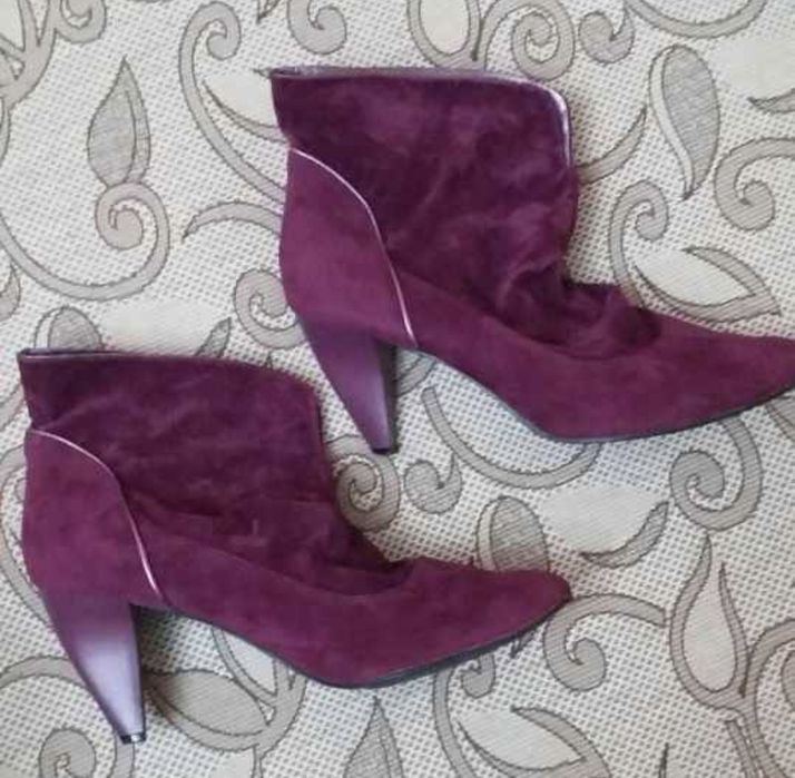 Велурени ботички