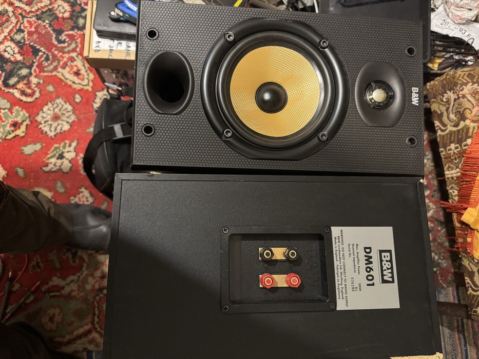 Vintage speakers B&W seria601 ok