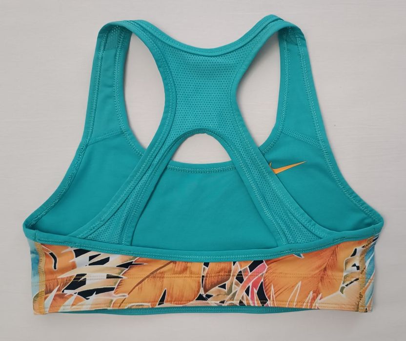 Nike DRI-FIT Reversible Bra бюстие с две лица ръст 156-166см Найк
