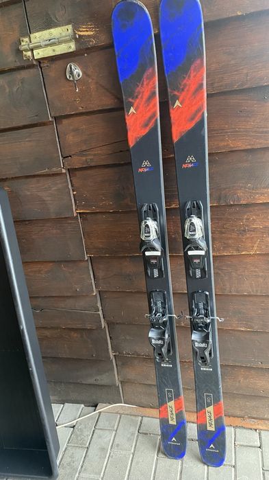 Schiuri freeride / all mountain dynastar menace 90