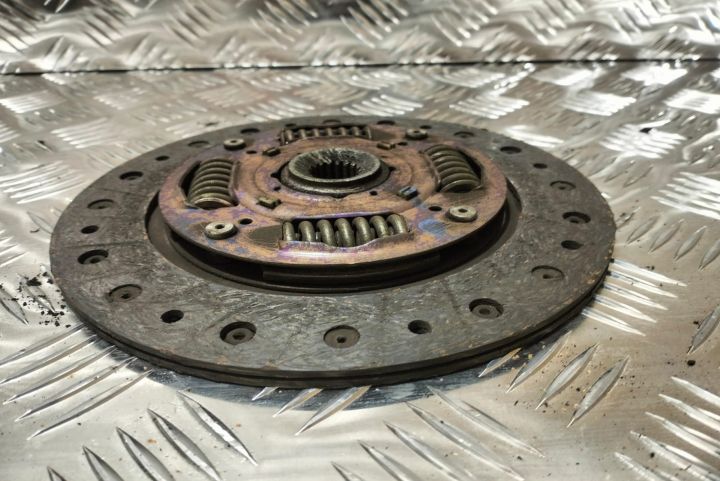 Kit Ambreiaj cu volanta masa simpla 1.3 i Suzuki Swift a 3-a generati