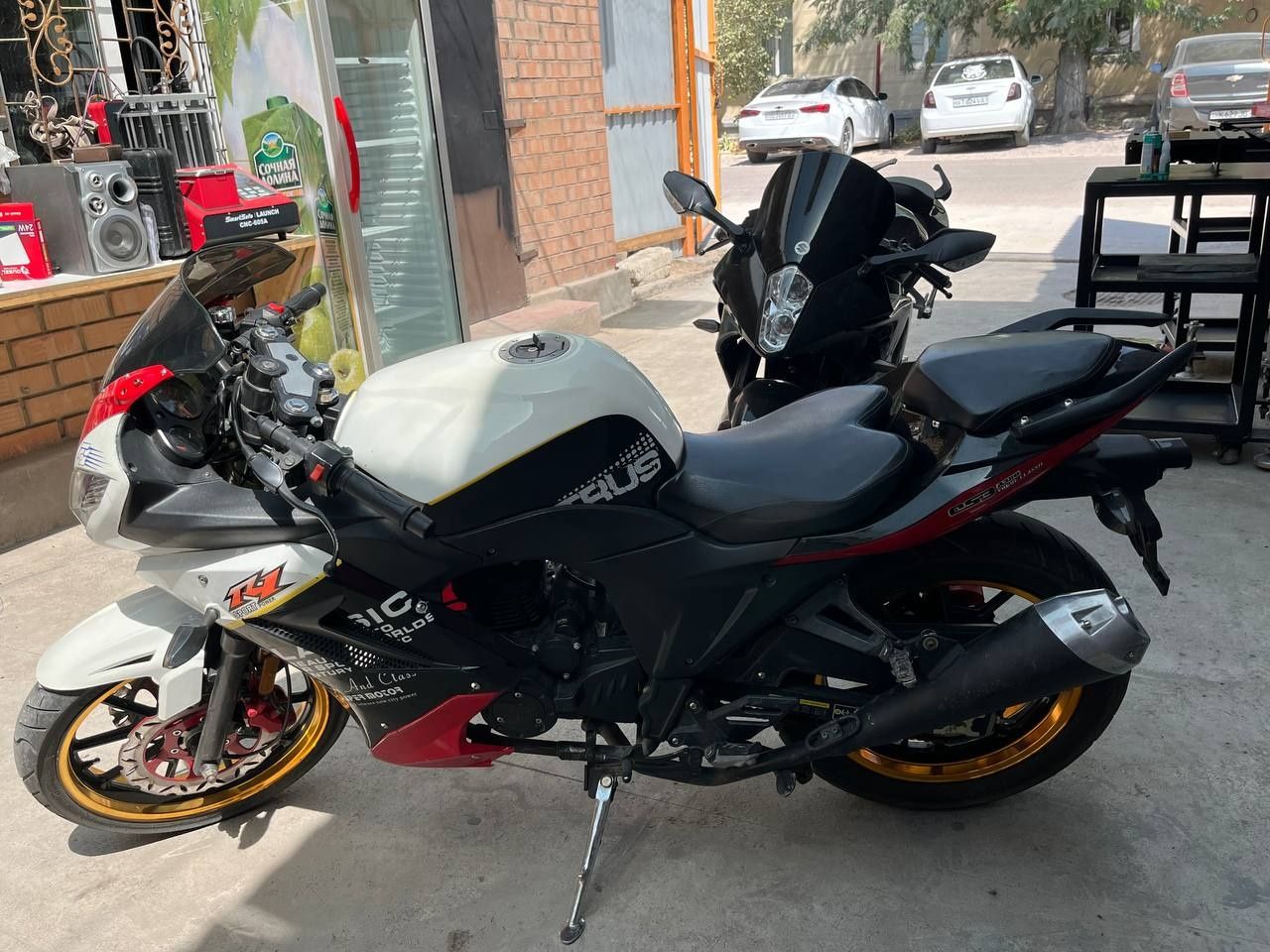Мотоцикл Viper F2 250cc Мотор Zongshen